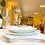 Hotel Restaurante Ainoa