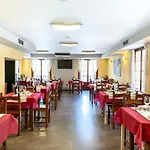 Hotel Restaurante Ainoa *